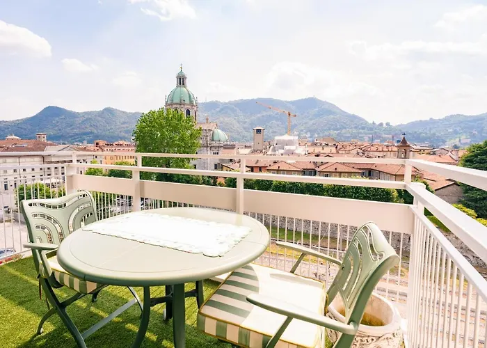 Como City View Apartment